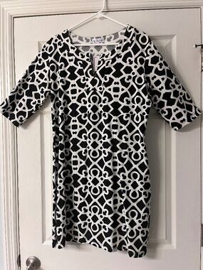 Tabi black and white dress XL